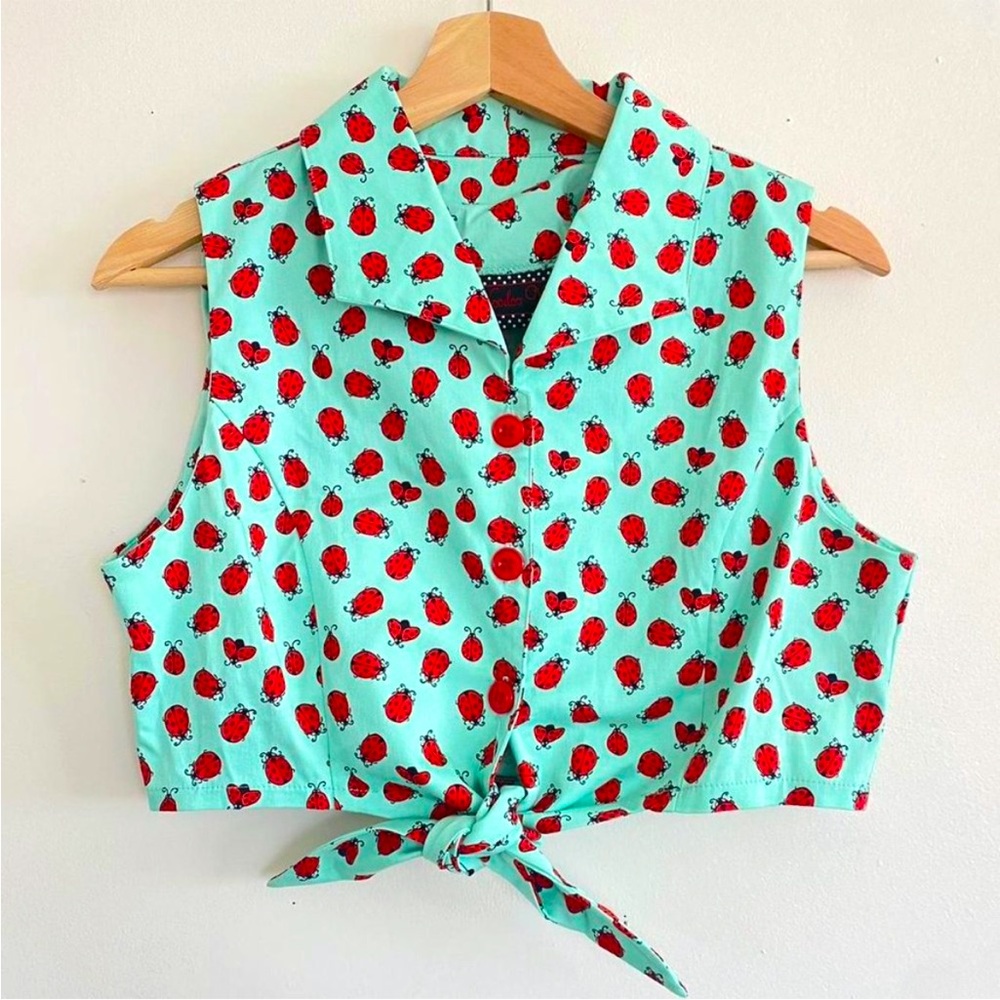 NWOT Voodoo Vixens Ladybug Pin Up Girl Tie Crop Top / Size XL